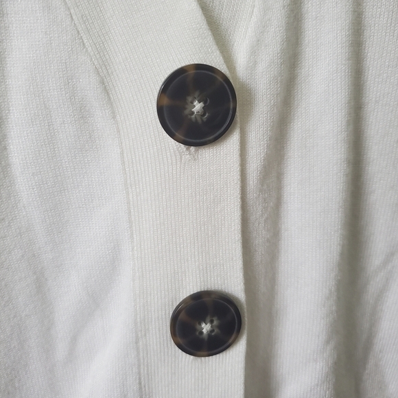 Zara Knit Cardigan Sweater Size Medium in white - Picture 4 of 11